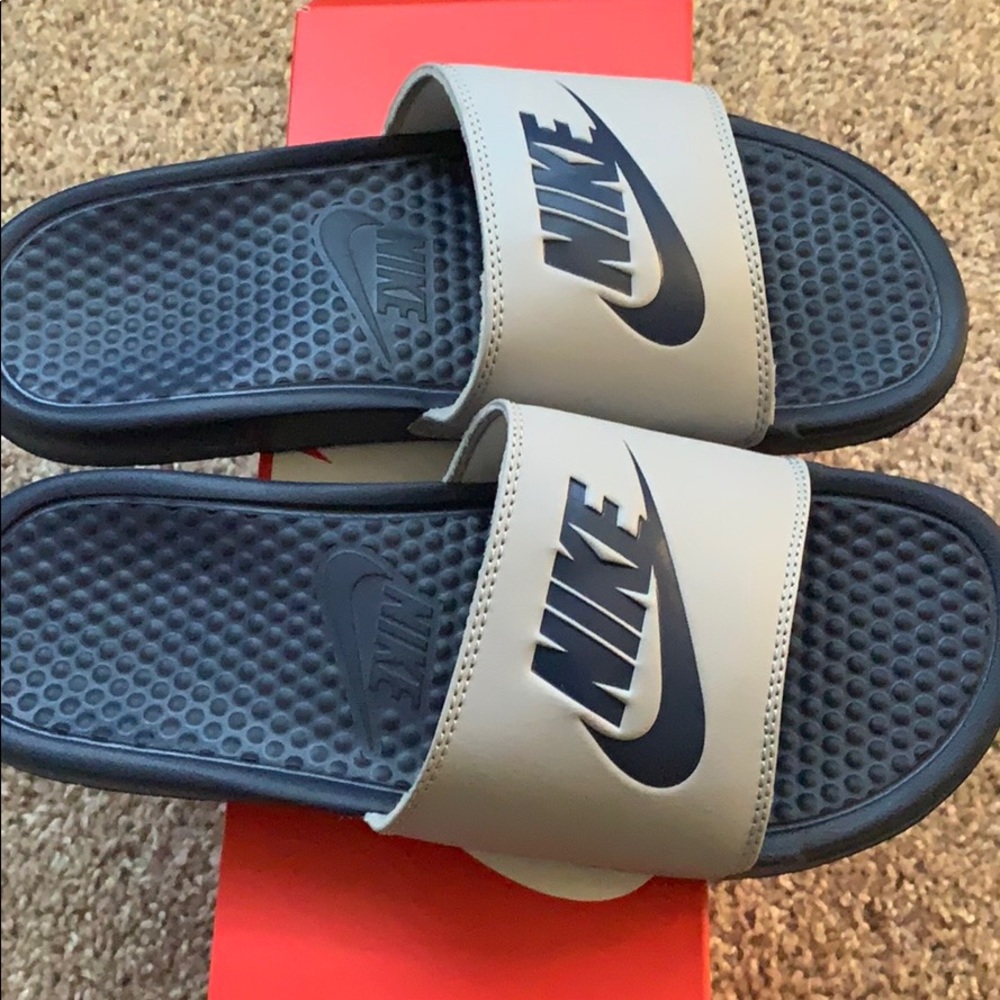 Nike slides